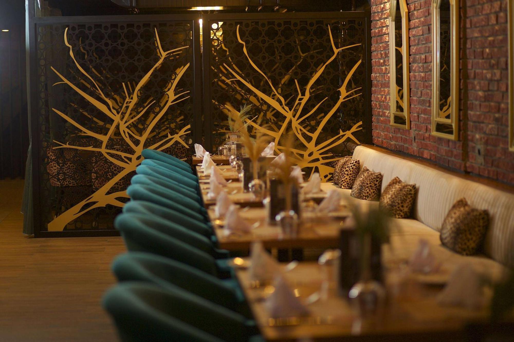 Ramada By Wyndham Istanbul Merter Istambul Exterior foto Interior of the restaurant